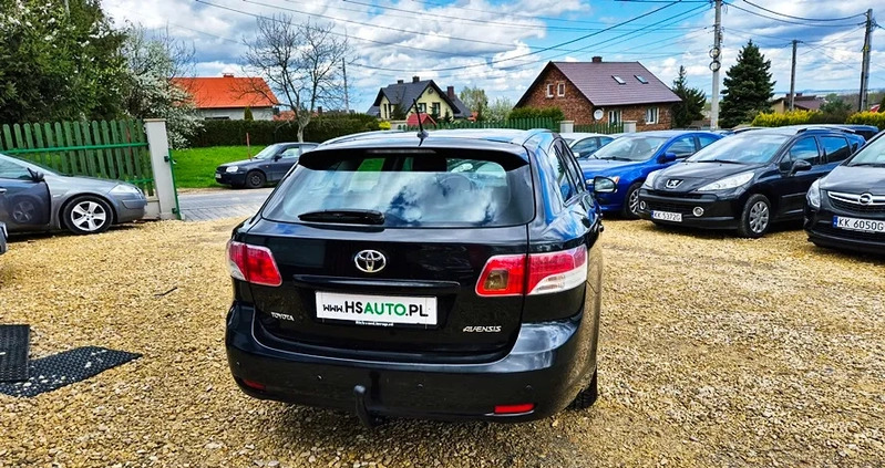 Toyota Avensis cena 24900 przebieg: 227000, rok produkcji 2009 z Śrem małe 781